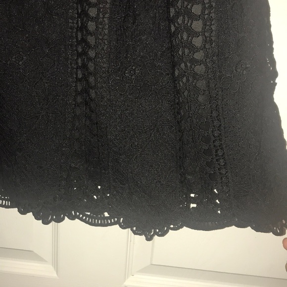 HOST PICK!!!🎉🎉🎉Black lace mid-length dress - Picture 4 of 6
